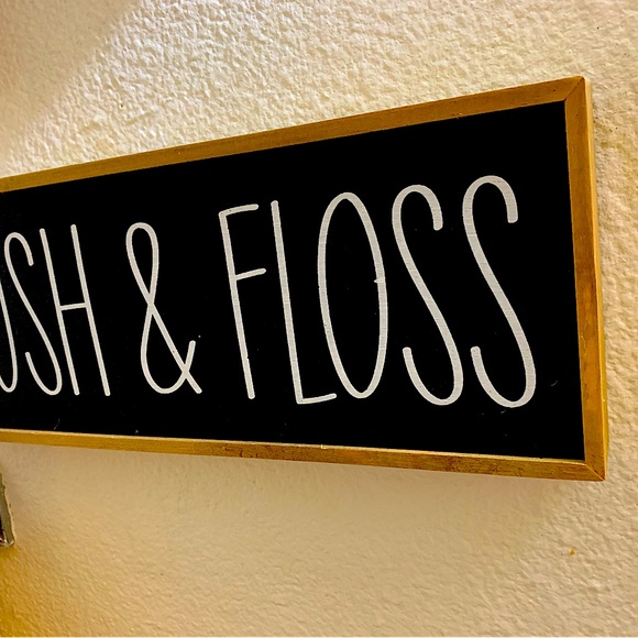 Bathroom wall decor - Picture 3 of 5